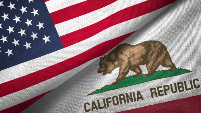 Comparing California and federal labor law posters